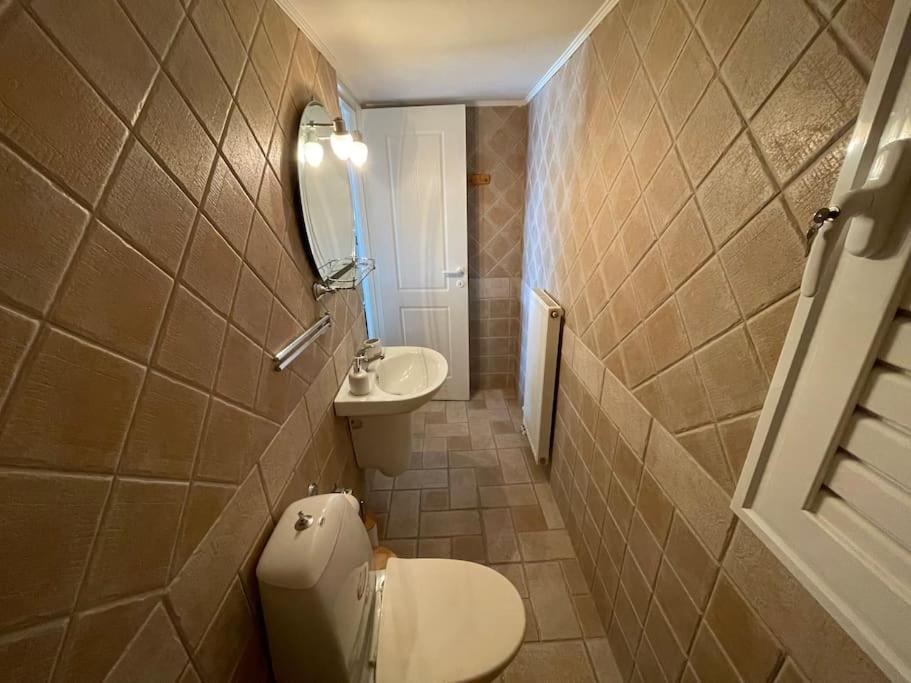 Pampas Seafront Villa, 6 Bedrooms, North Evvoia Kanatádhika 외부 사진