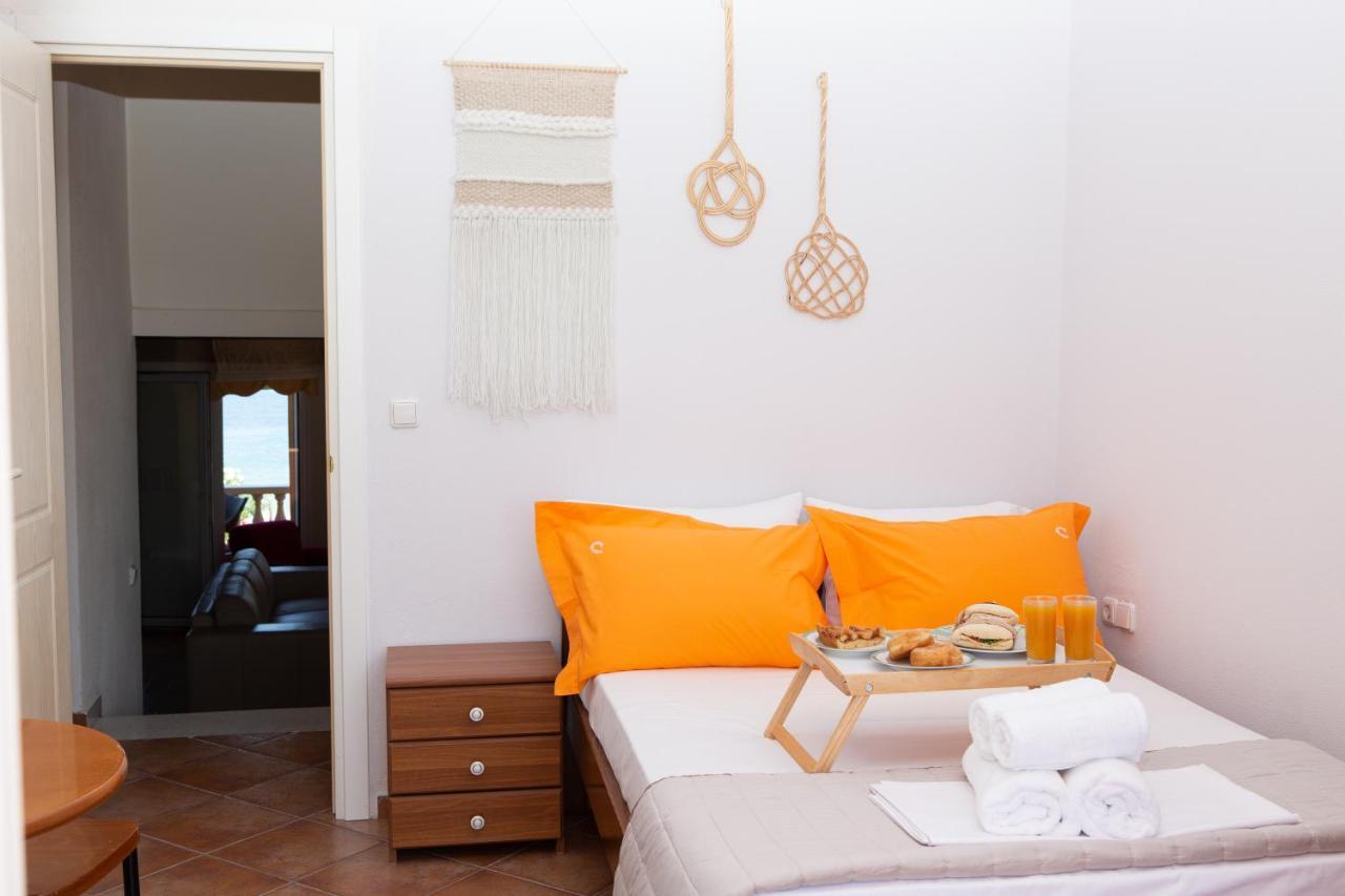 Pampas Seafront Villa, 6 Bedrooms, North Evvoia Kanatádhika 외부 사진