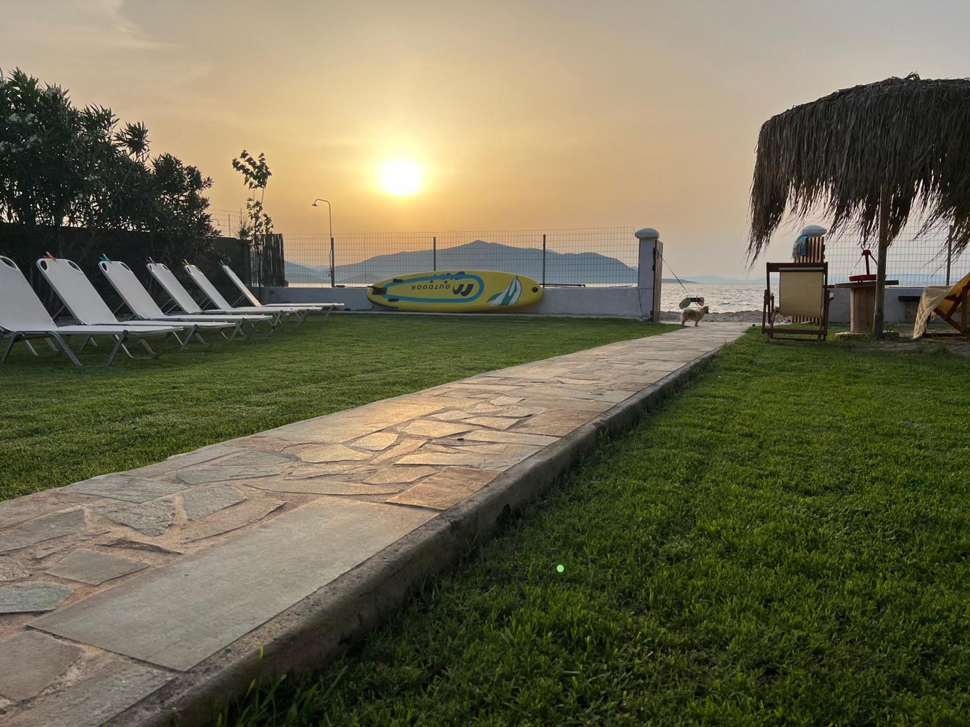 Pampas Seafront Villa, 6 Bedrooms, North Evvoia Kanatádhika 외부 사진